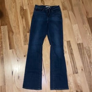 Levi 725 high rise bootcut jeans